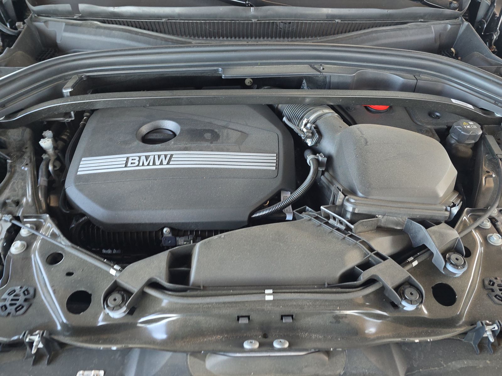 2025 BMW X2 xDrive28i AWD