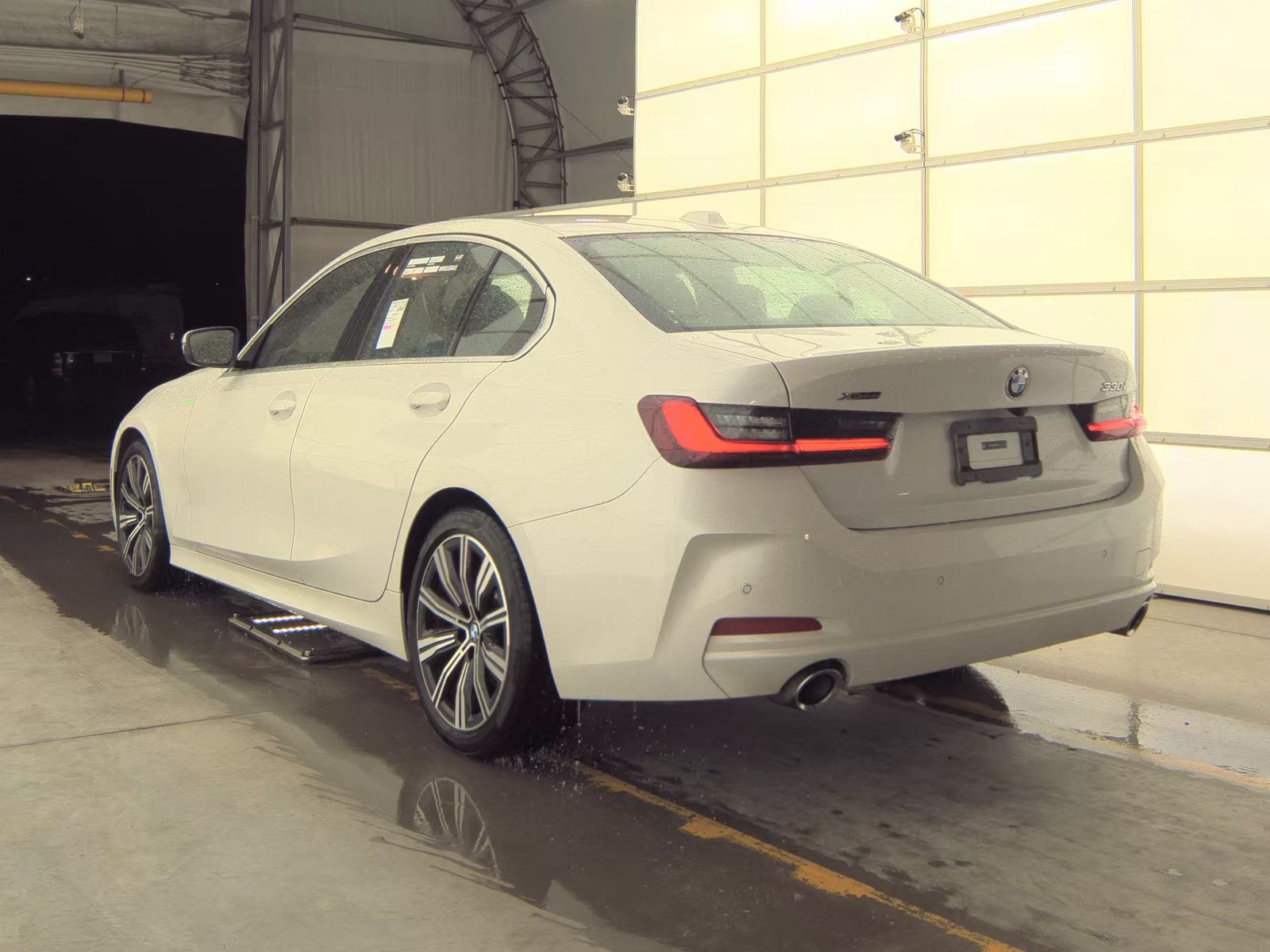 2025 BMW 3 Series 330i xDrive AWD