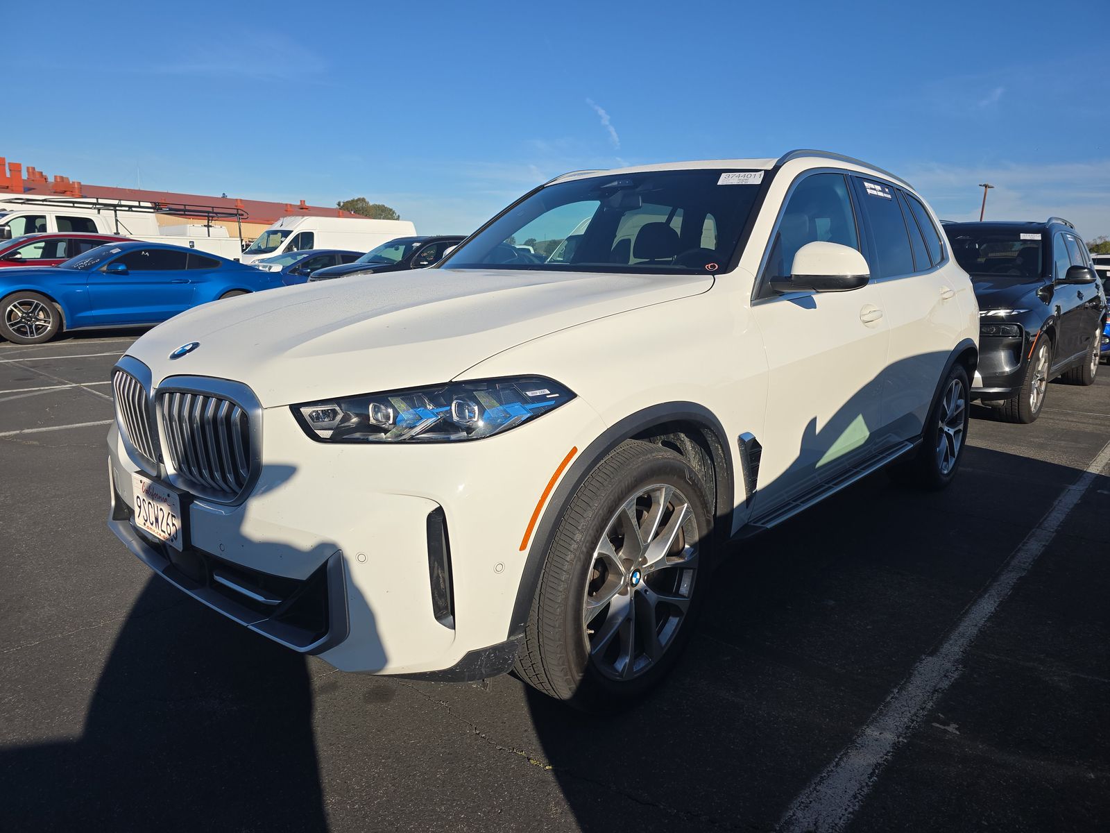 2025 BMW X5 xDrive40i AWD