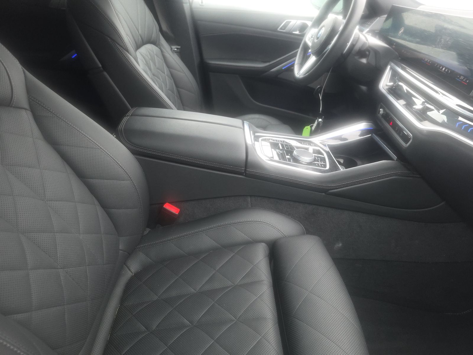 2026 BMW X6 xDrive40i AWD