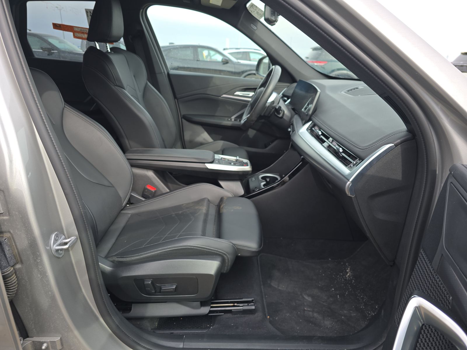 2025 BMW X1 xDrive28i AWD