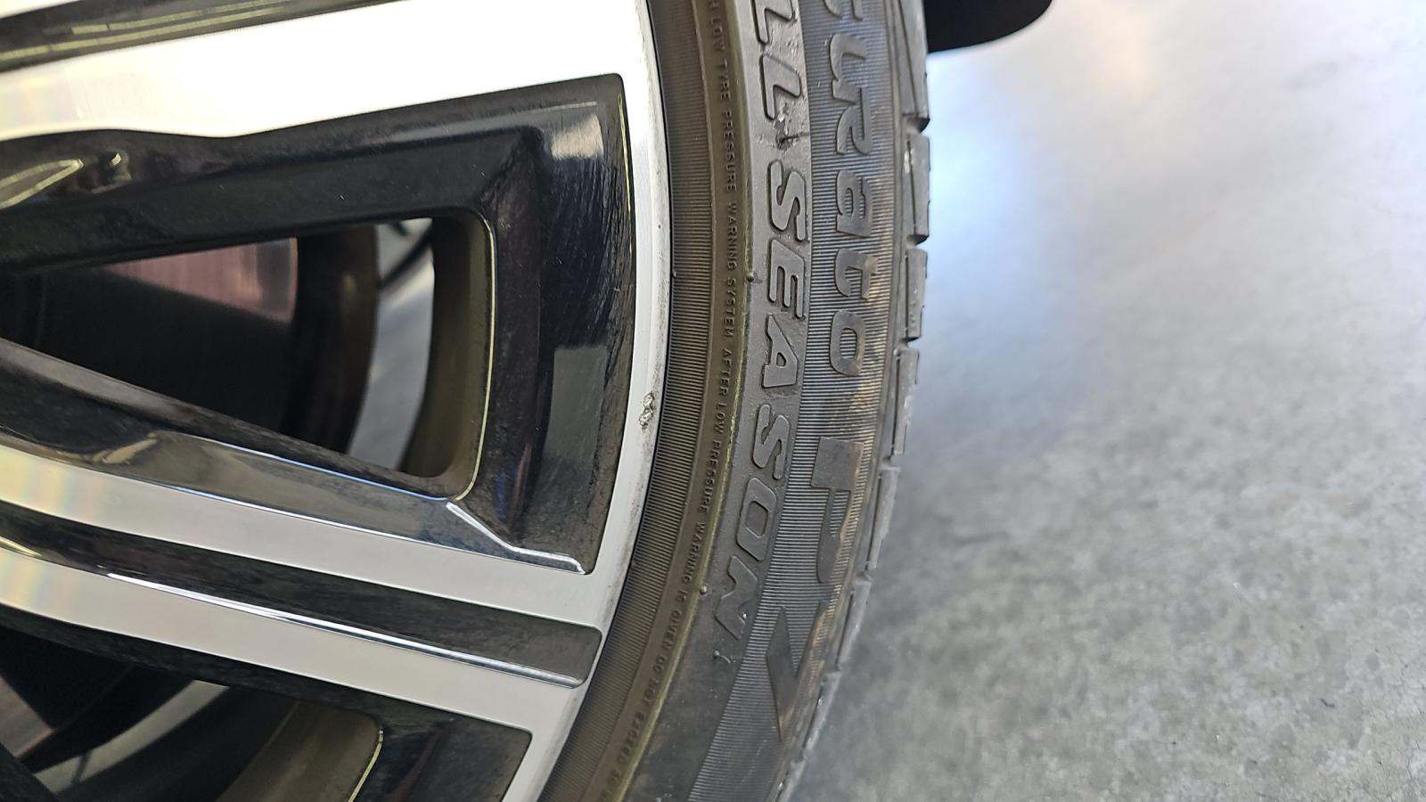 2025 BMW 3 Series 330i xDrive AWD