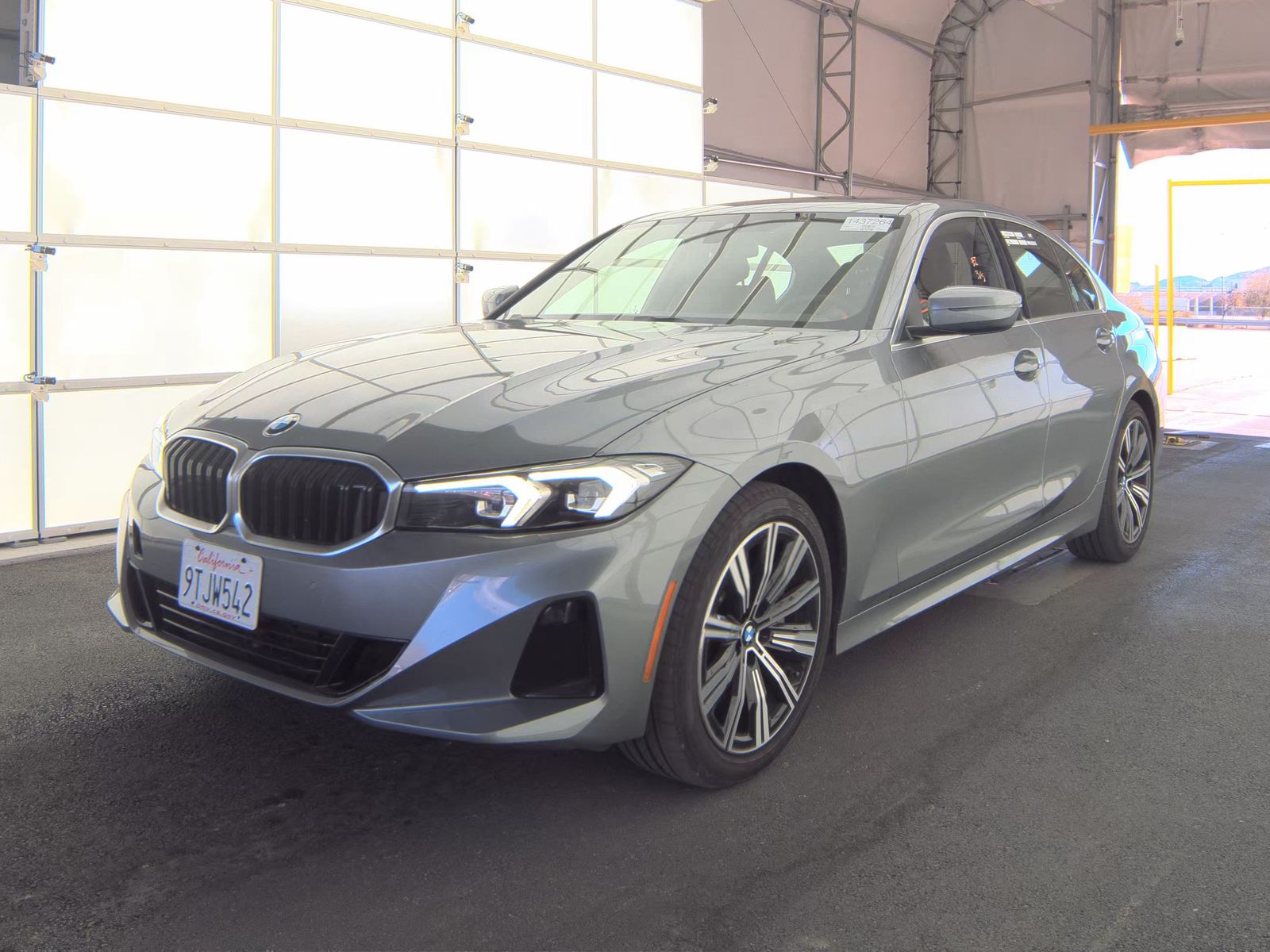 2025 BMW 3 Series 330i xDrive AWD