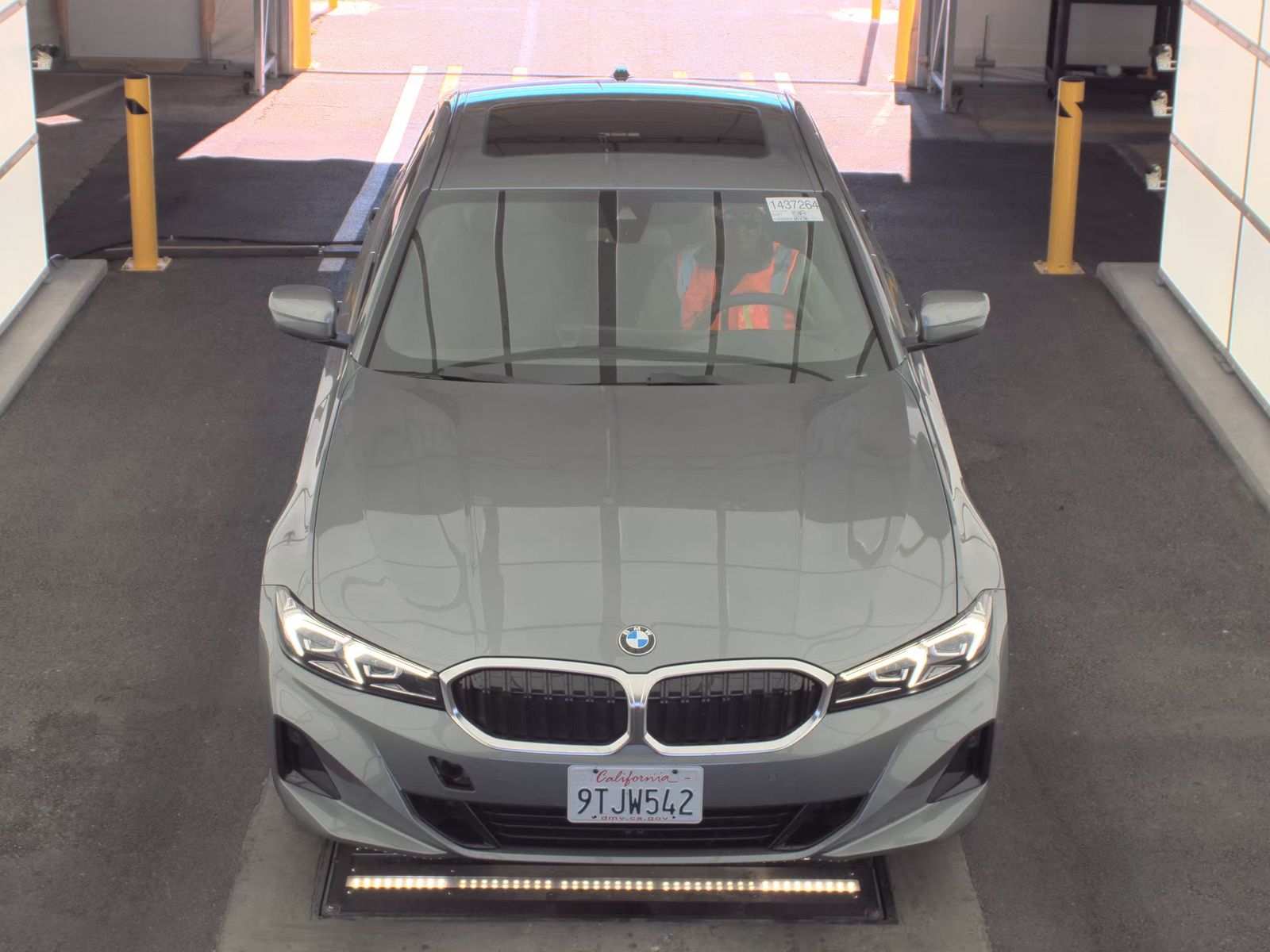 2025 BMW 3 Series 330i xDrive AWD