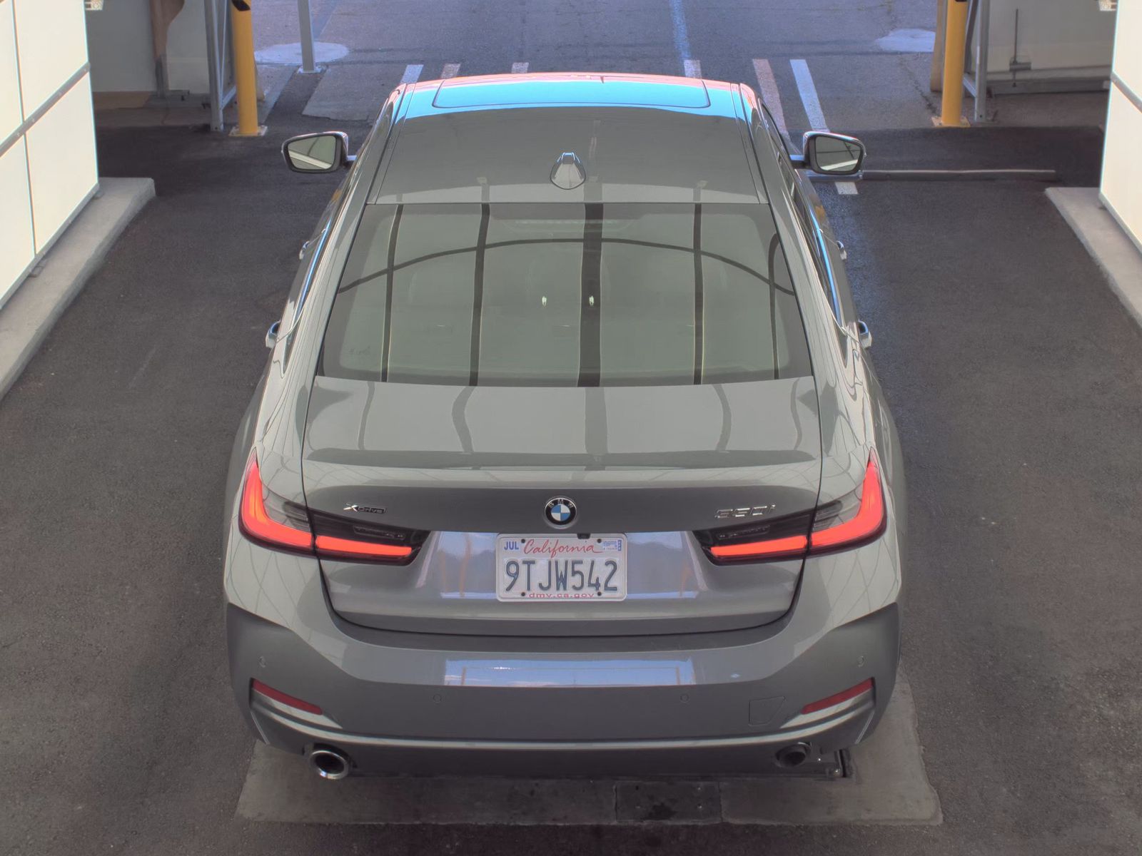 2025 BMW 3 Series 330i xDrive AWD