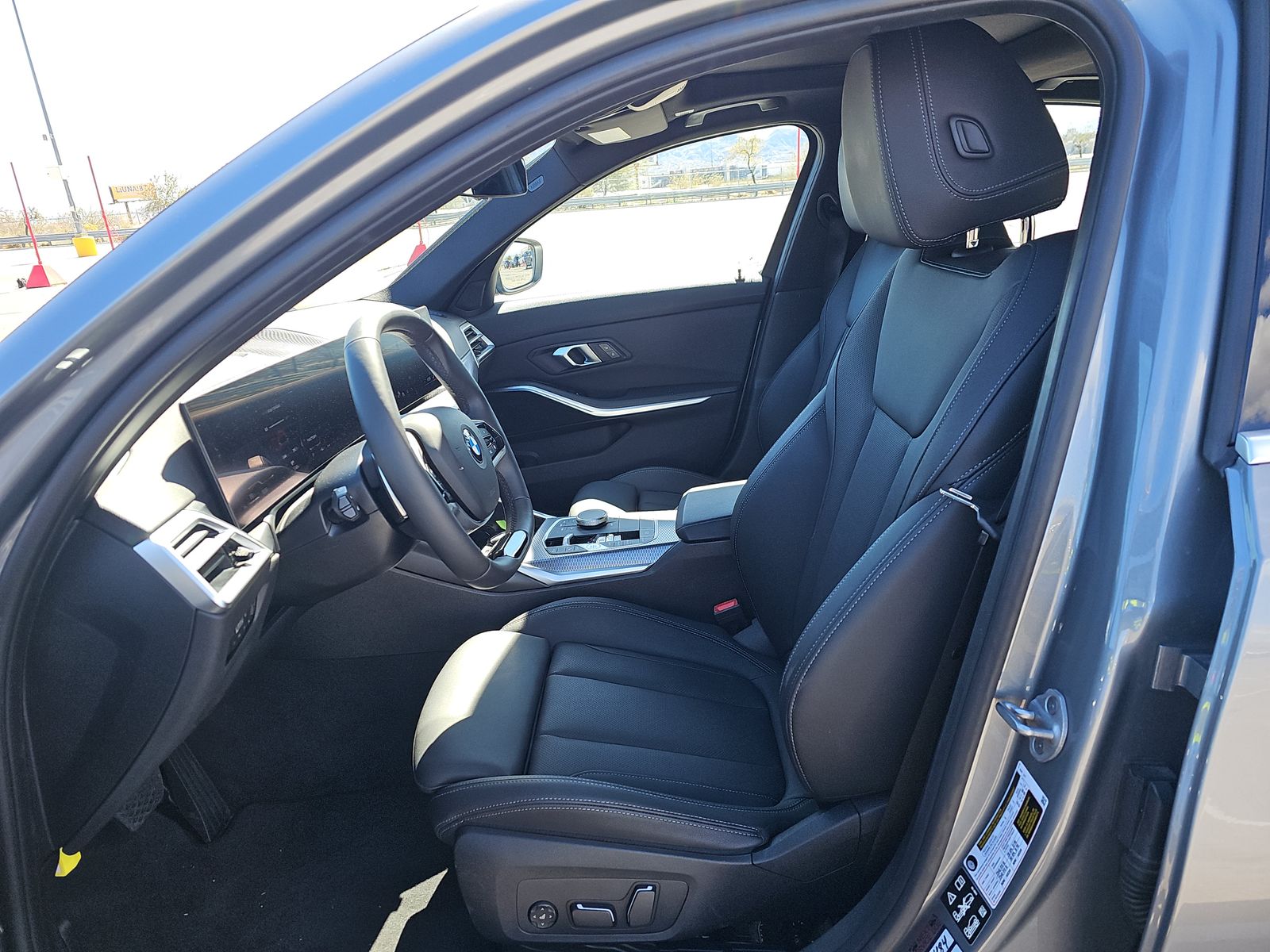 2025 BMW 3 Series 330i xDrive AWD