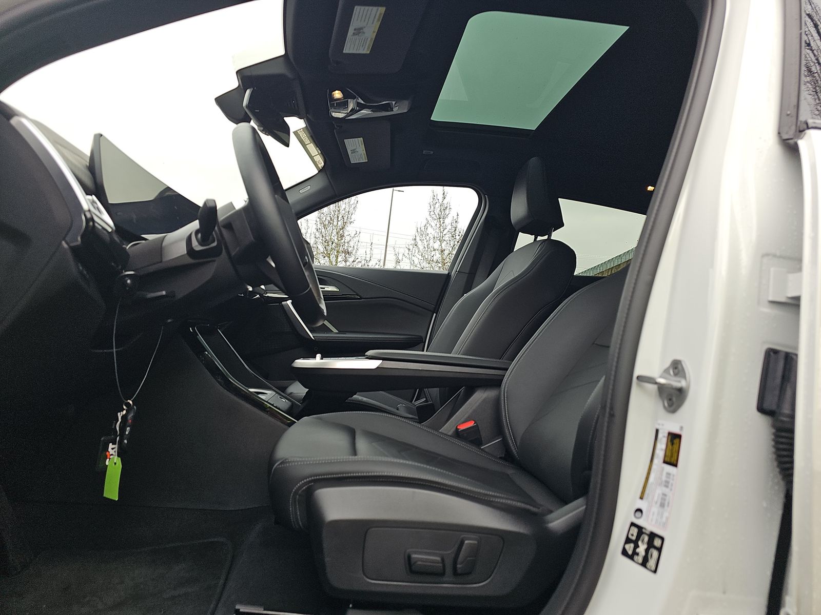 2025 BMW X2 xDrive28i AWD