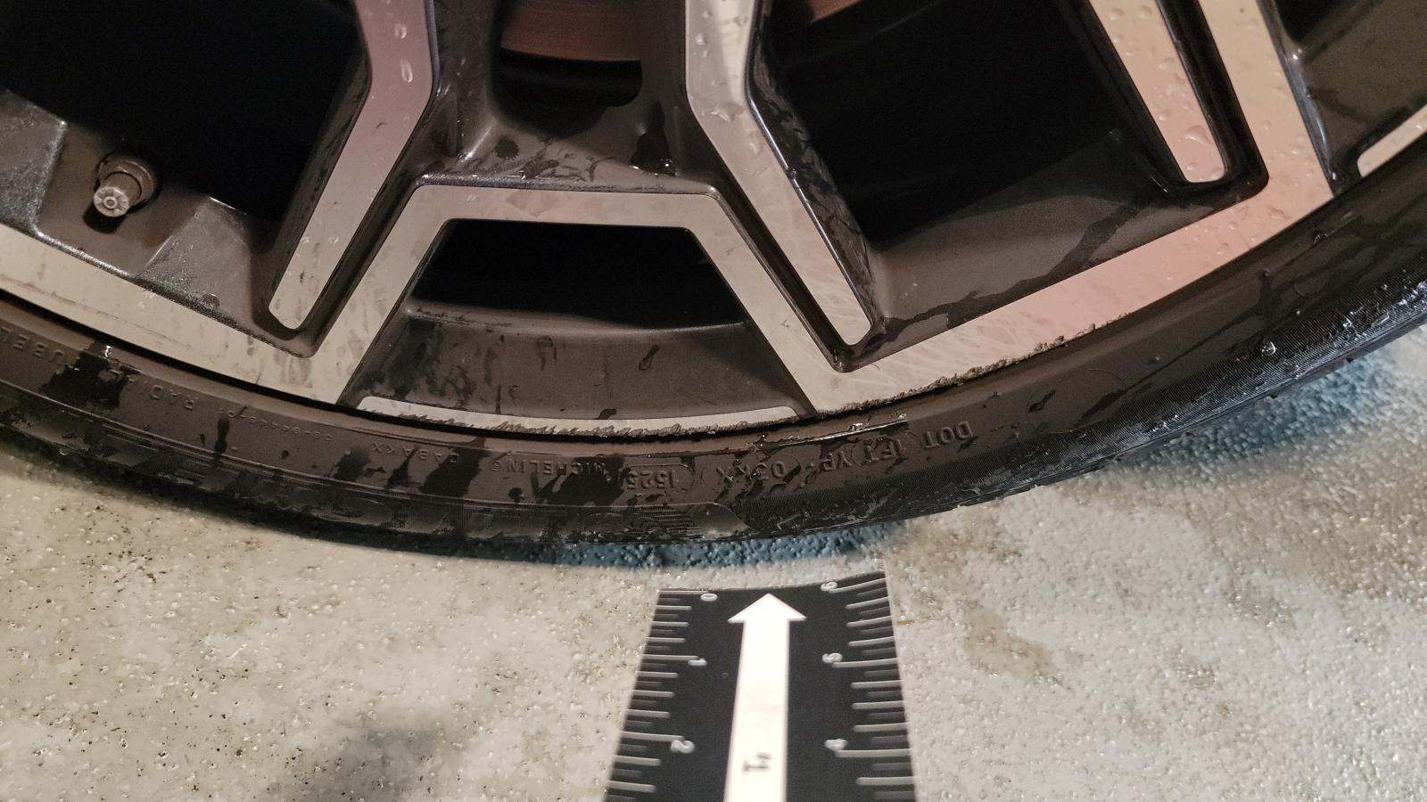 2025 BMW X2 xDrive28i AWD