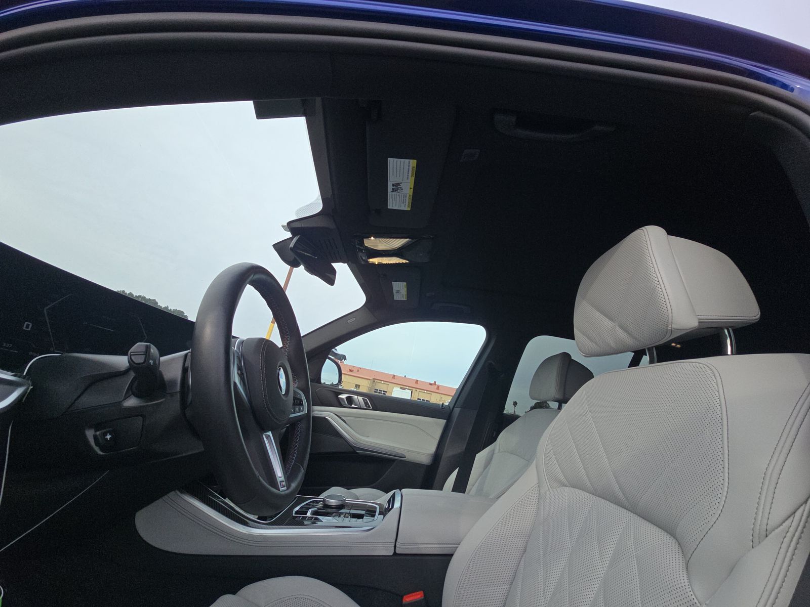 2026 BMW X5 M60i xDrive AWD