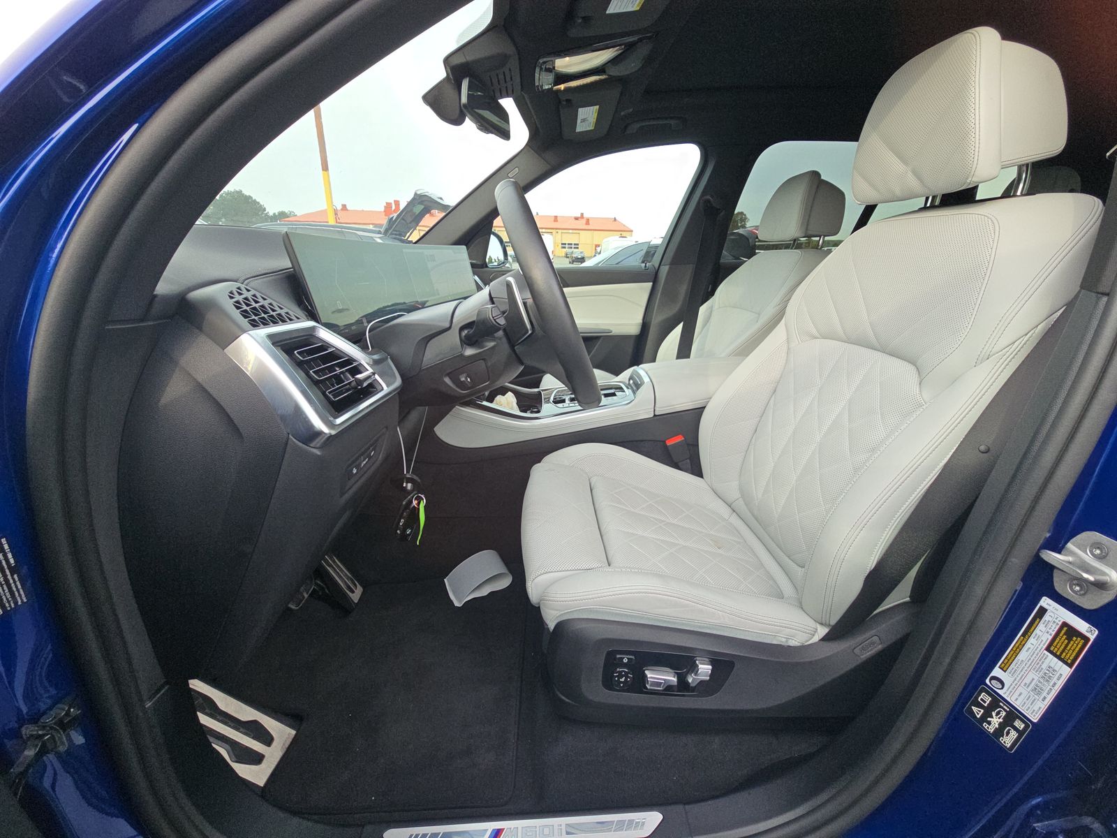 2026 BMW X5 M60i xDrive AWD