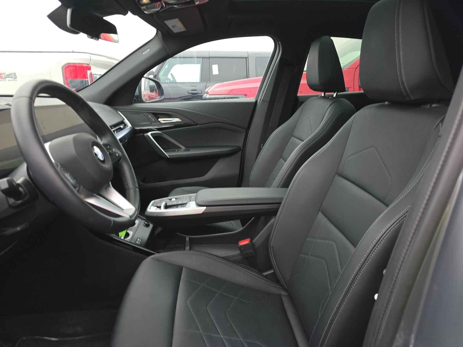 2025 BMW X2 xDrive28i AWD