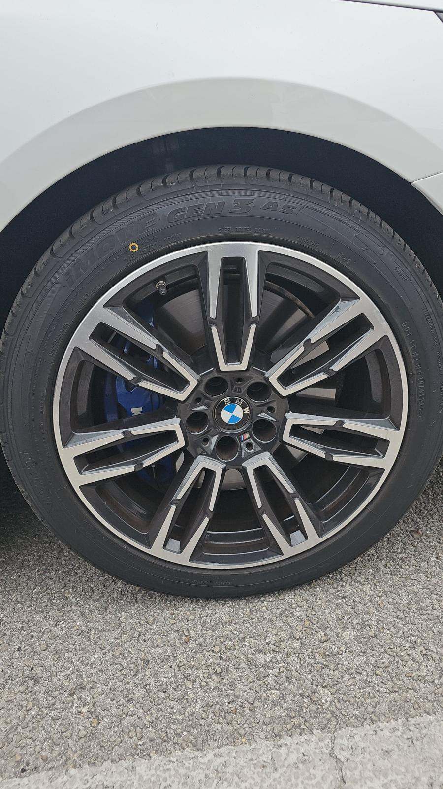 2026 BMW 5 Series 540i xDrive AWD