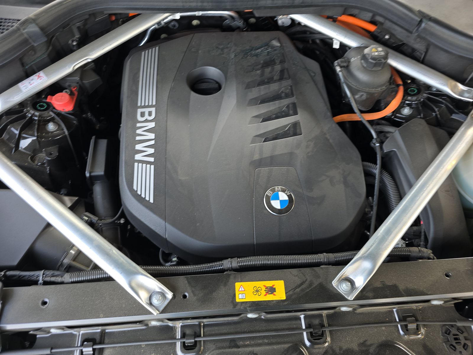 2025 BMW X5 xDrive50e AWD