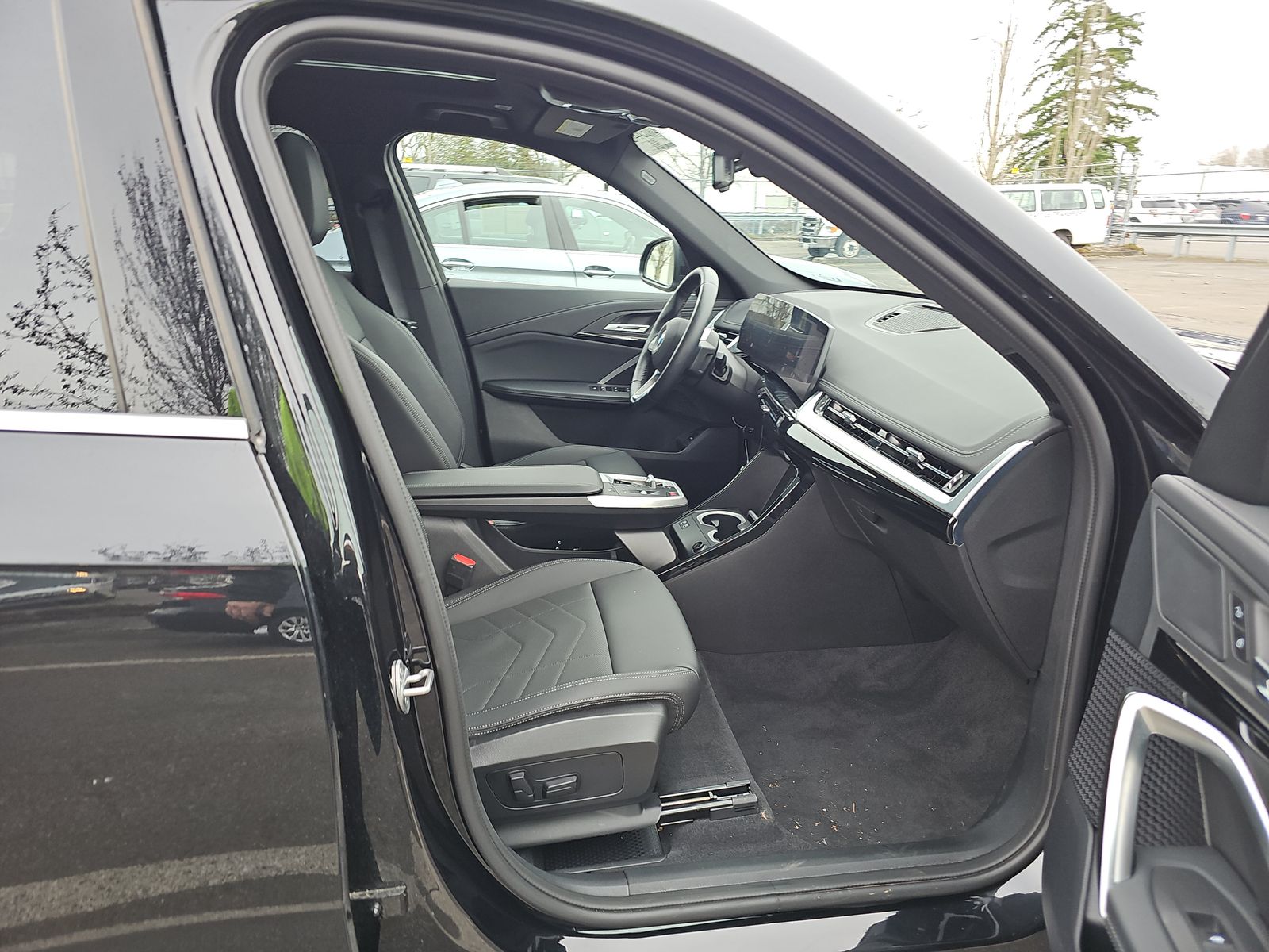 2025 BMW X1 xDrive28i AWD