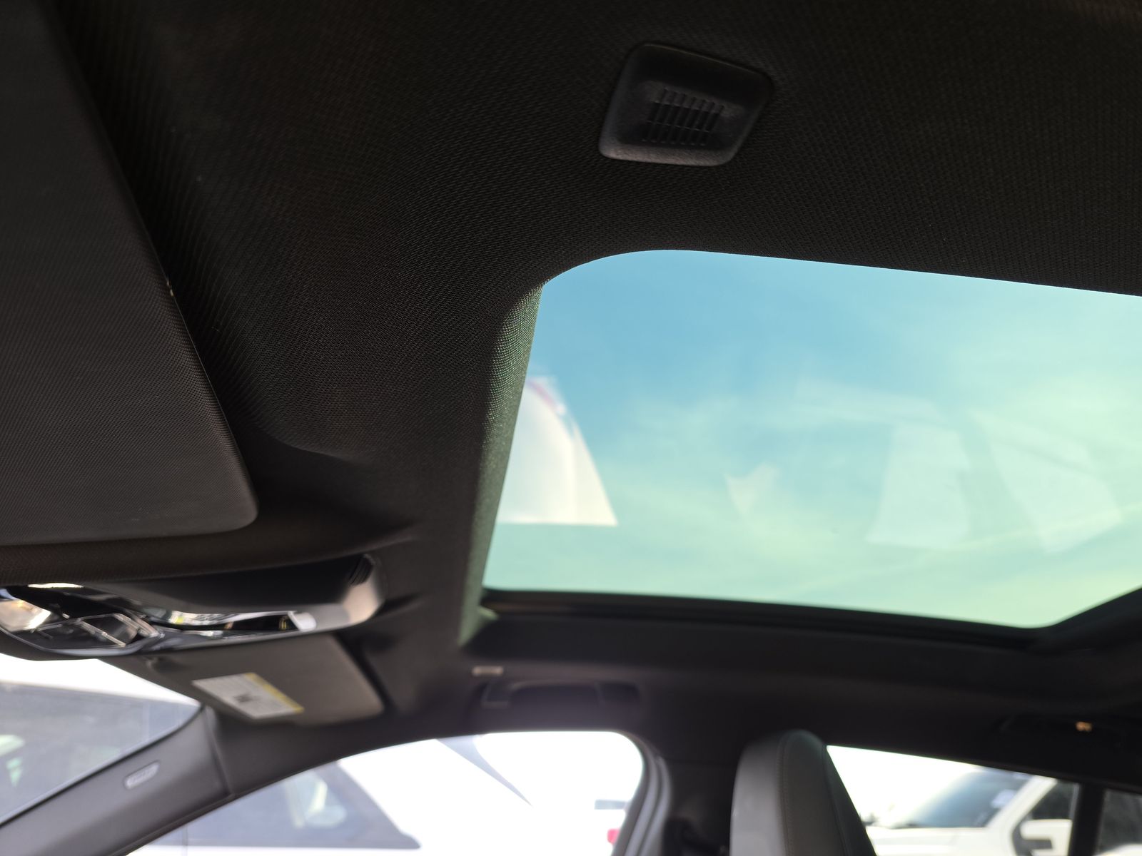 2025 BMW X2 xDrive28i AWD