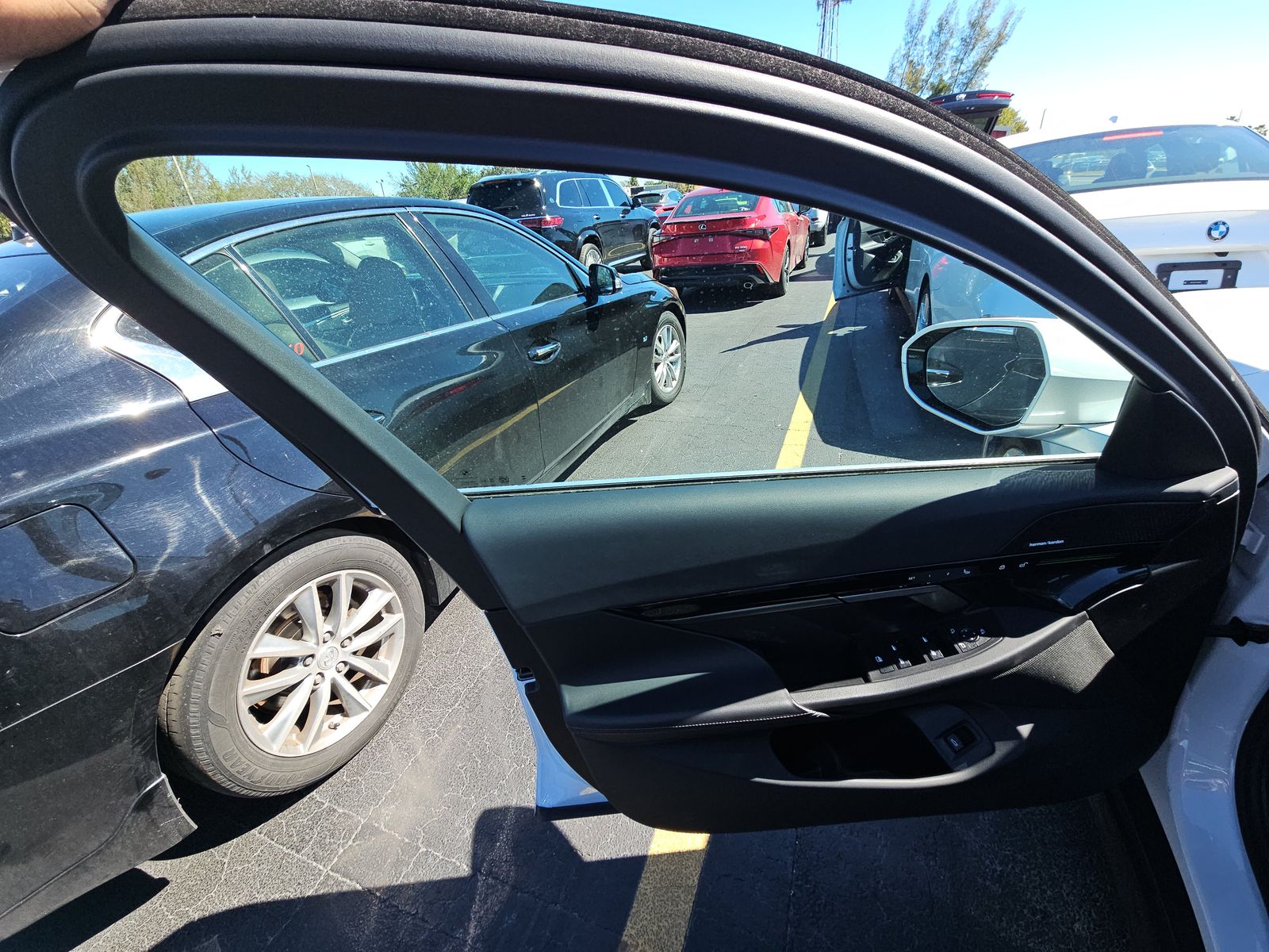 2025 BMW 5 Series 530i RWD