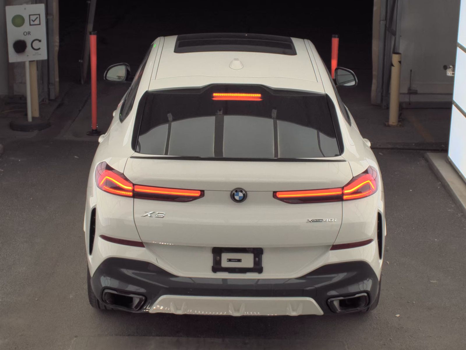 2026 BMW X6 xDrive40i AWD