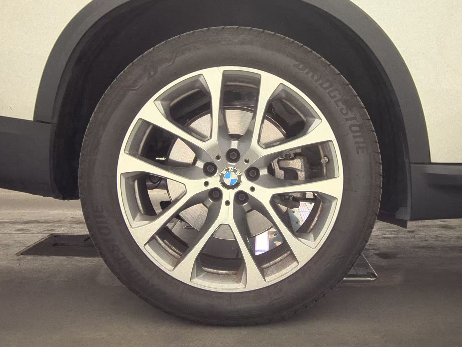 2026 BMW X5 sDrive40i RWD