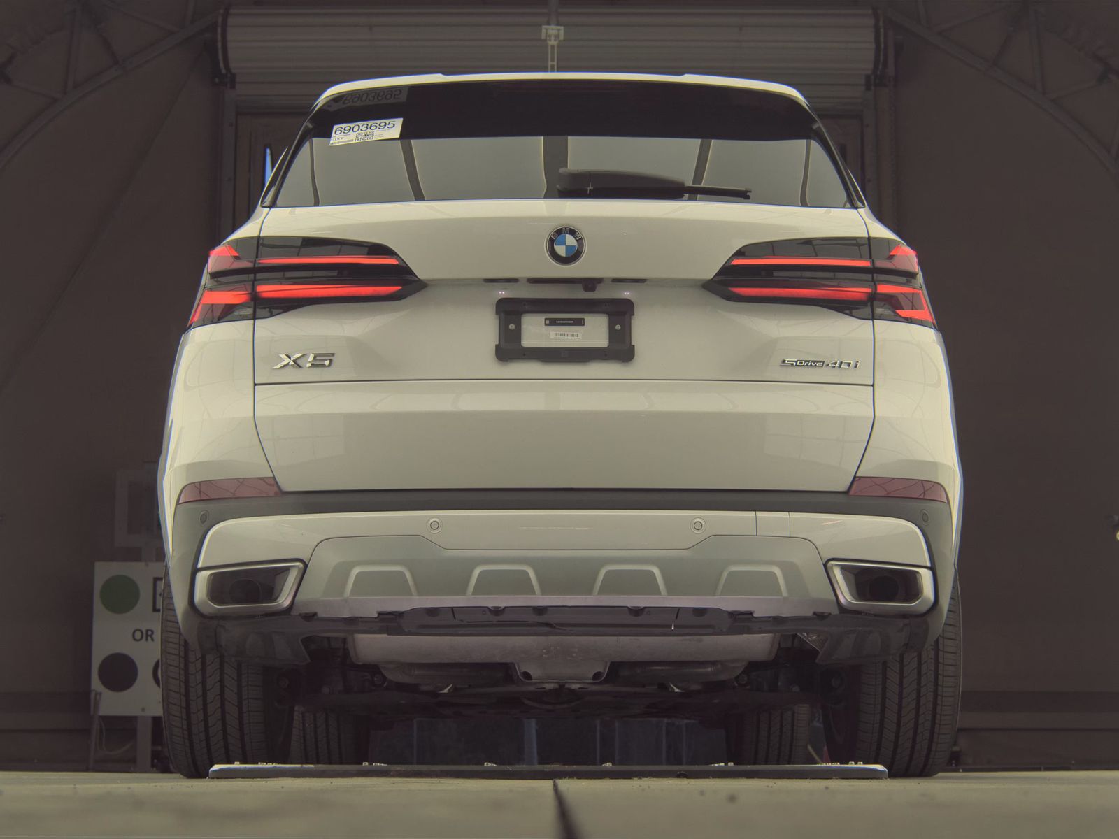 2026 BMW X5 sDrive40i RWD