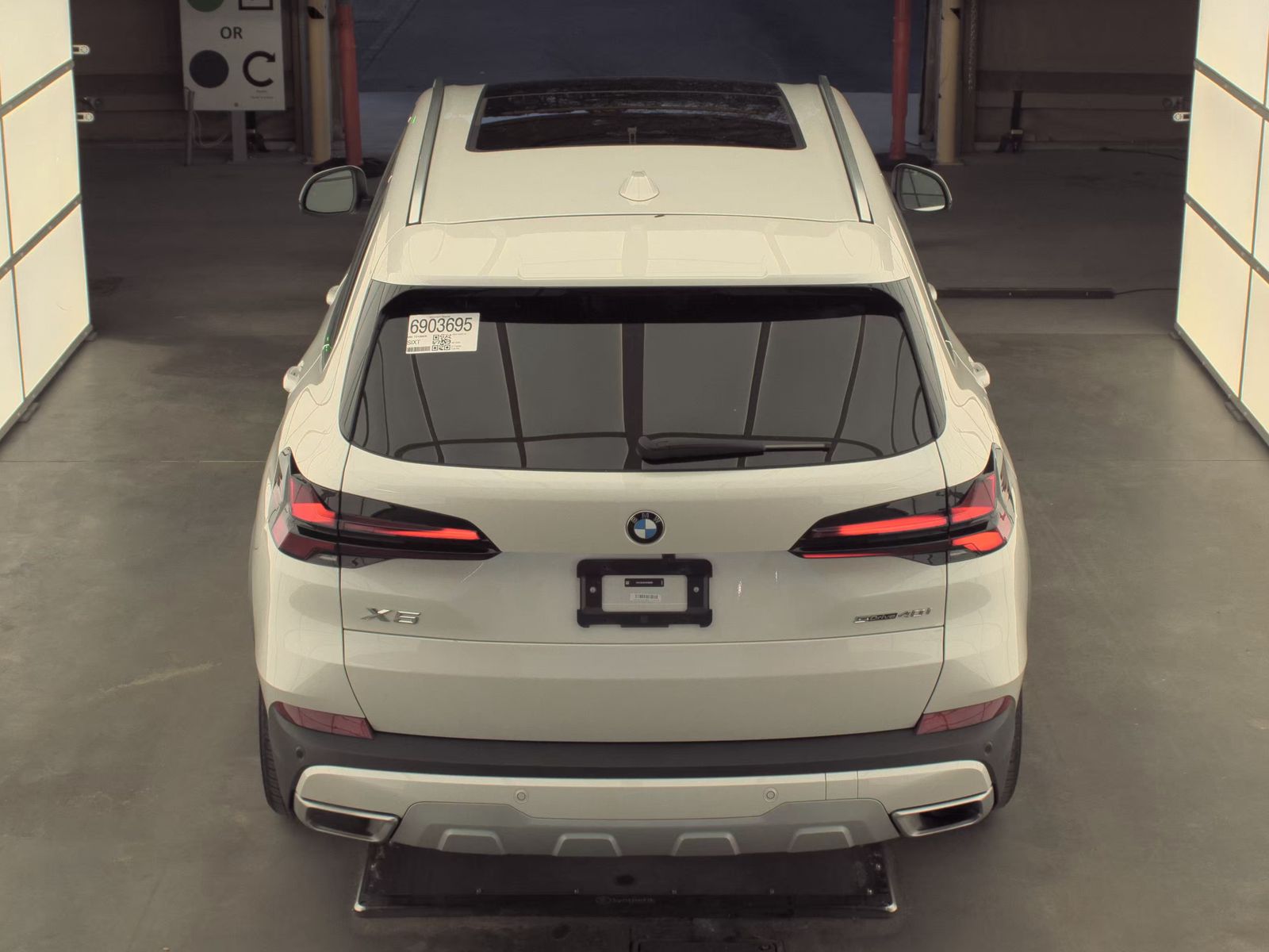 2026 BMW X5 sDrive40i RWD