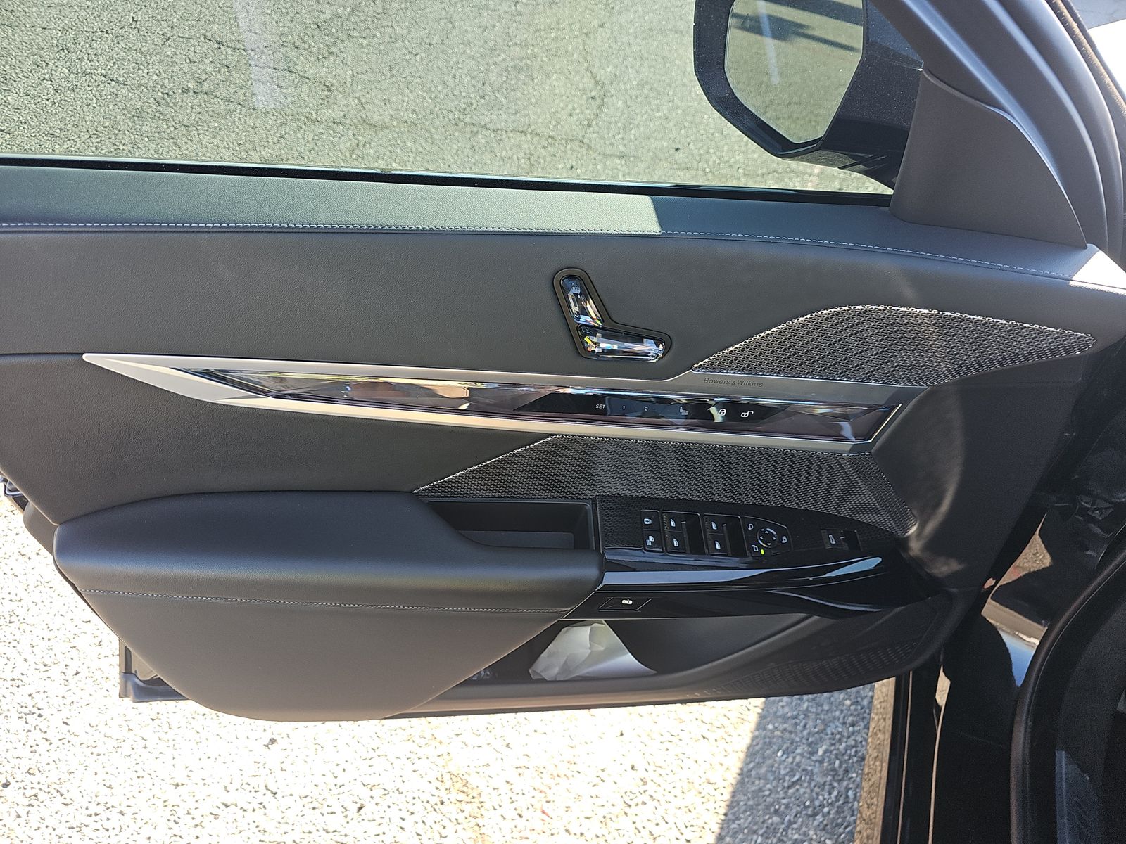 2023 BMW 7 Series 740i RWD