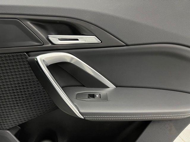 2025 BMW X2 xDrive28i AWD