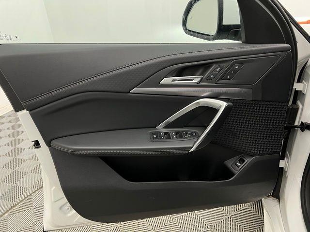 2025 BMW X2 xDrive28i AWD