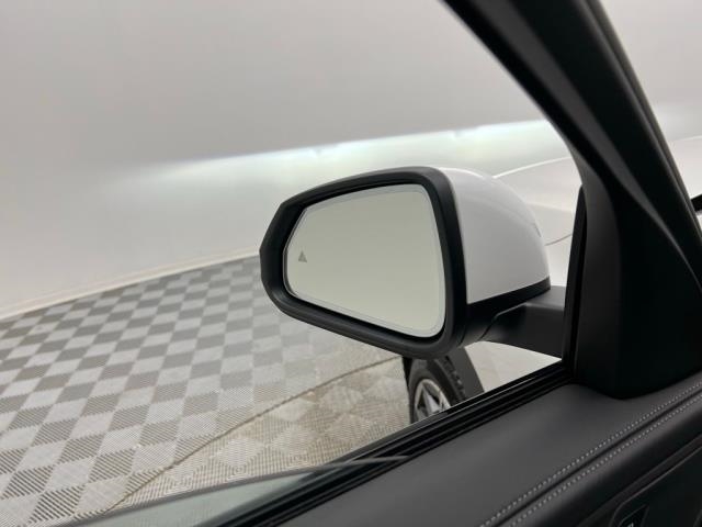 2025 BMW X2 xDrive28i AWD