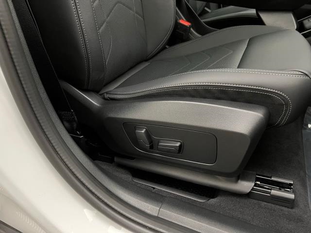 2025 BMW X2 xDrive28i AWD