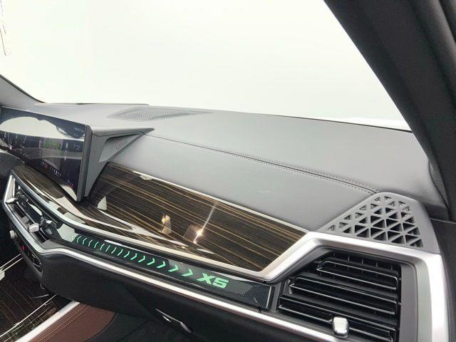 2025 BMW X5 xDrive40i AWD