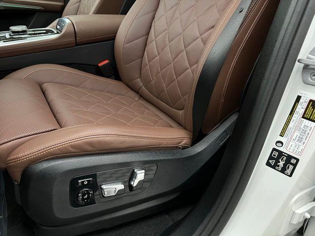 2025 BMW X5 xDrive40i AWD