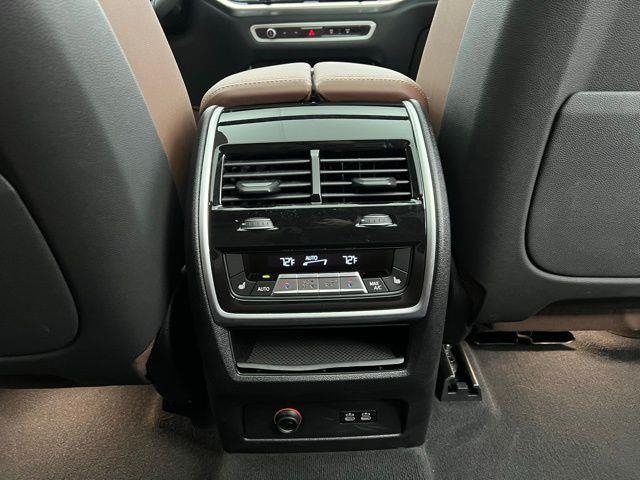 2025 BMW X5 xDrive40i AWD