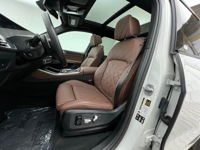 2025 BMW X5 xDrive40i AWD