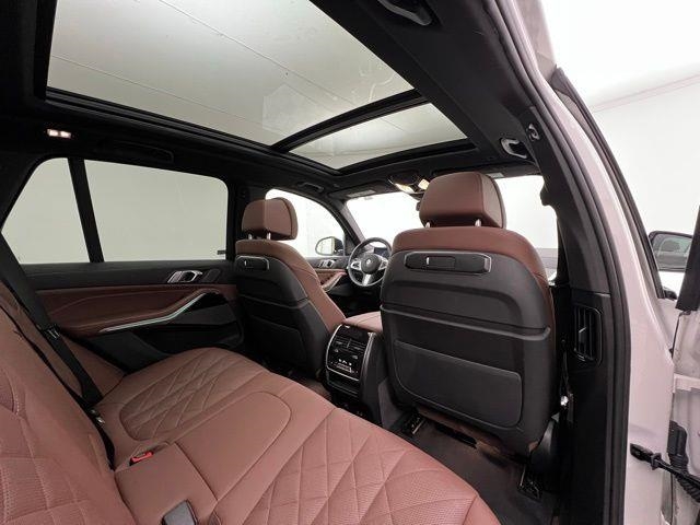 2025 BMW X5 xDrive40i AWD