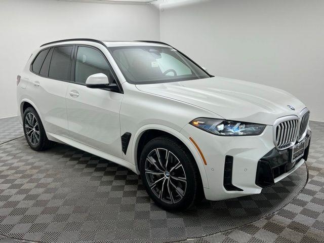 2025 BMW X5 xDrive40i AWD