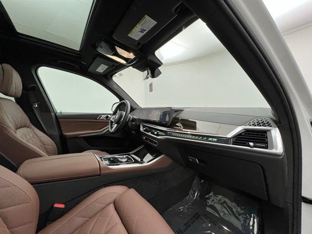 2025 BMW X5 xDrive40i AWD