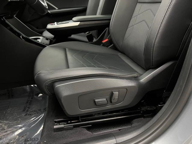 2025 BMW X2 xDrive28i AWD