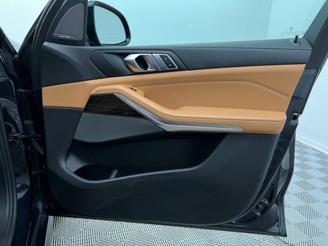 2025 BMW X5 xDrive40i AWD