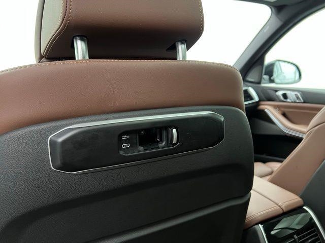 2025 BMW X5 xDrive40i AWD