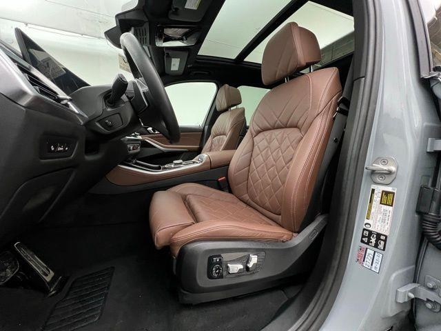 2025 BMW X5 xDrive40i AWD