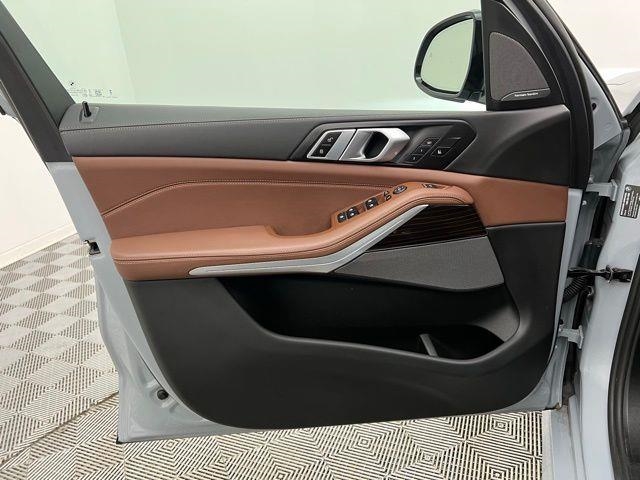 2025 BMW X5 xDrive40i AWD