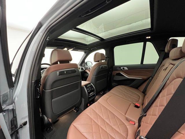 2025 BMW X5 xDrive40i AWD