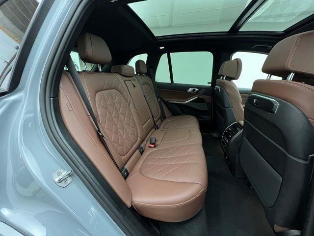 2025 BMW X5 xDrive40i AWD