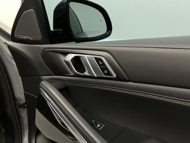 2025 BMW X6 xDrive40i AWD