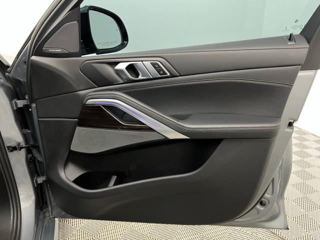 2025 BMW X6 xDrive40i AWD