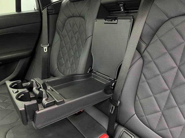 2025 BMW X6 xDrive40i AWD