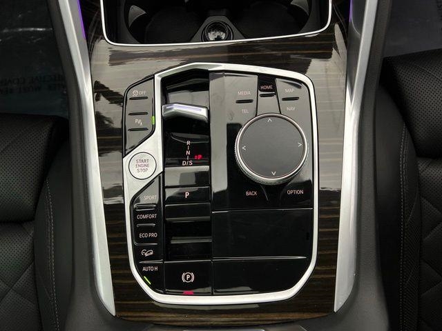 2025 BMW X6 xDrive40i AWD