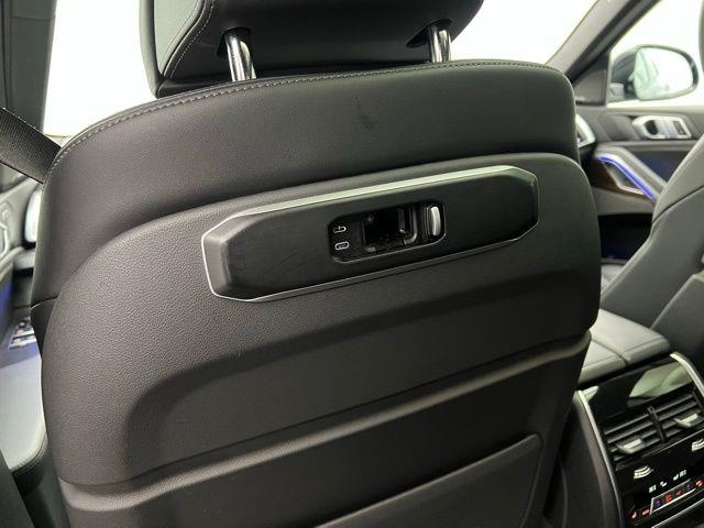 2025 BMW X6 xDrive40i AWD