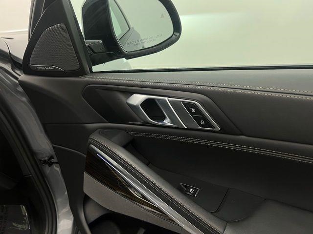 2025 BMW X6 xDrive40i AWD