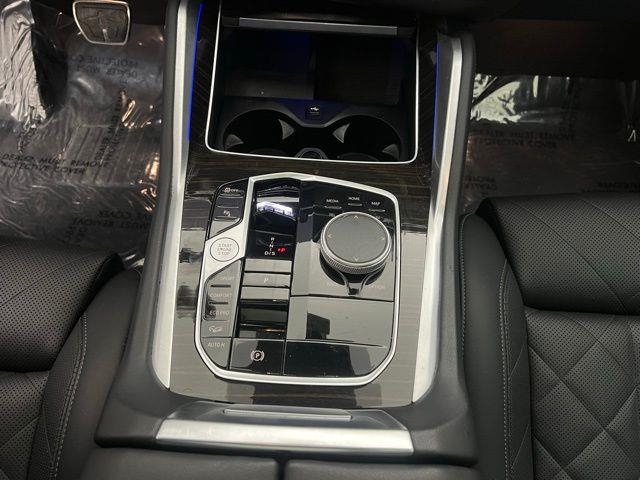 2025 BMW X6 xDrive40i AWD